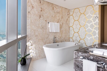 Conrad Abu Dhabi Etihad Towers - Image 130