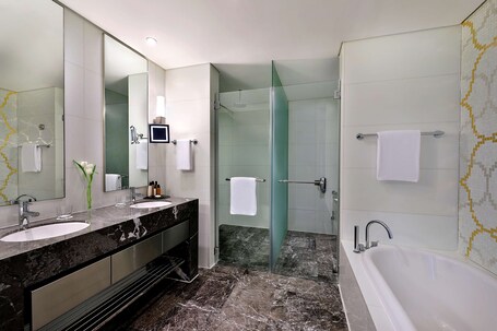 Conrad Abu Dhabi Etihad Towers - Image 198