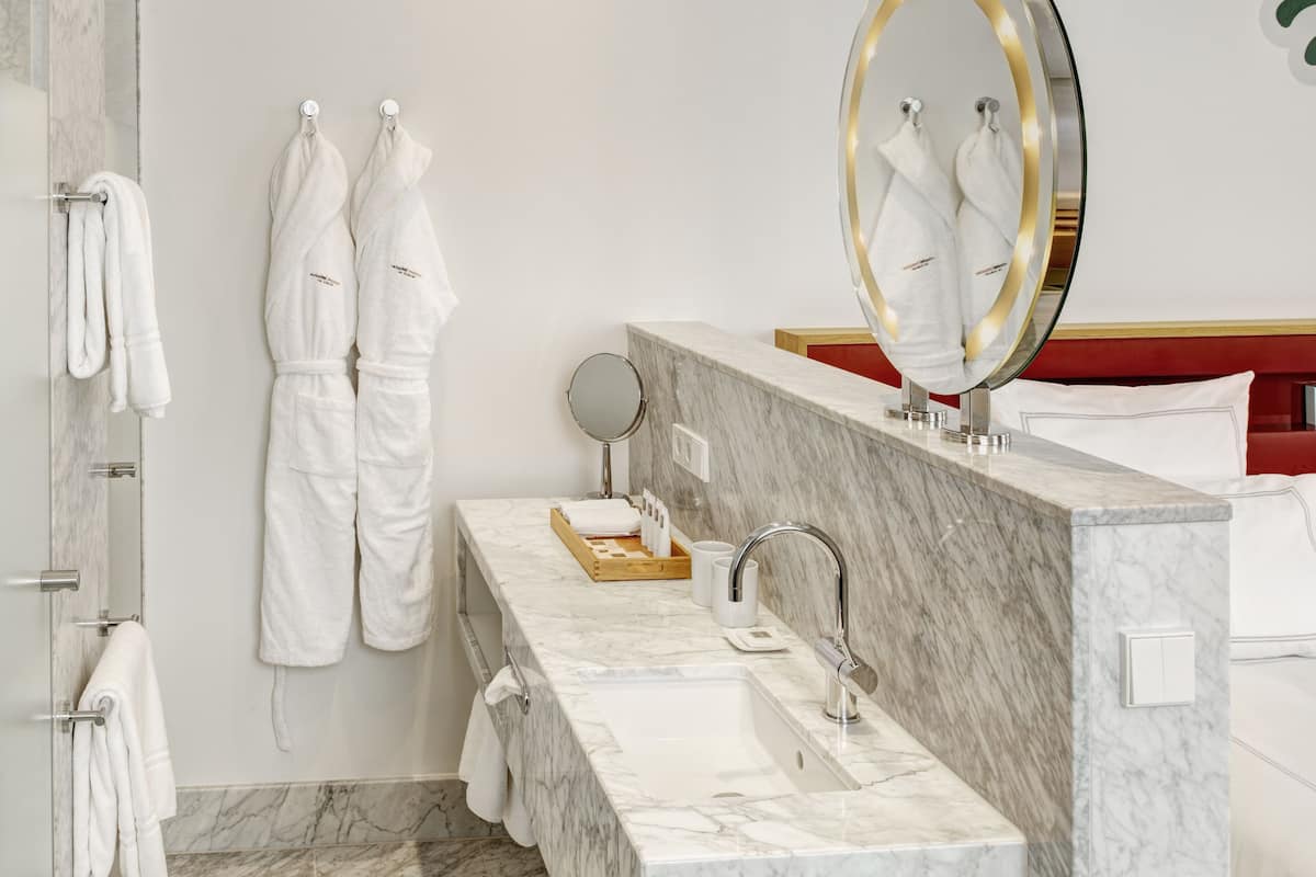 xroom | bathroom | shower, free toiletries, hair dryer, bathrobes