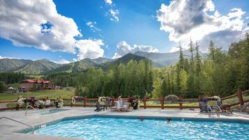 Alberca al aire libre