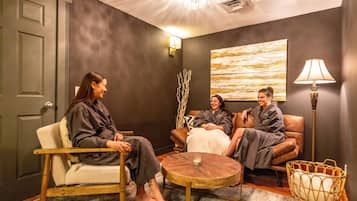 Gesichtsbehandlungen, Massageanwendungen