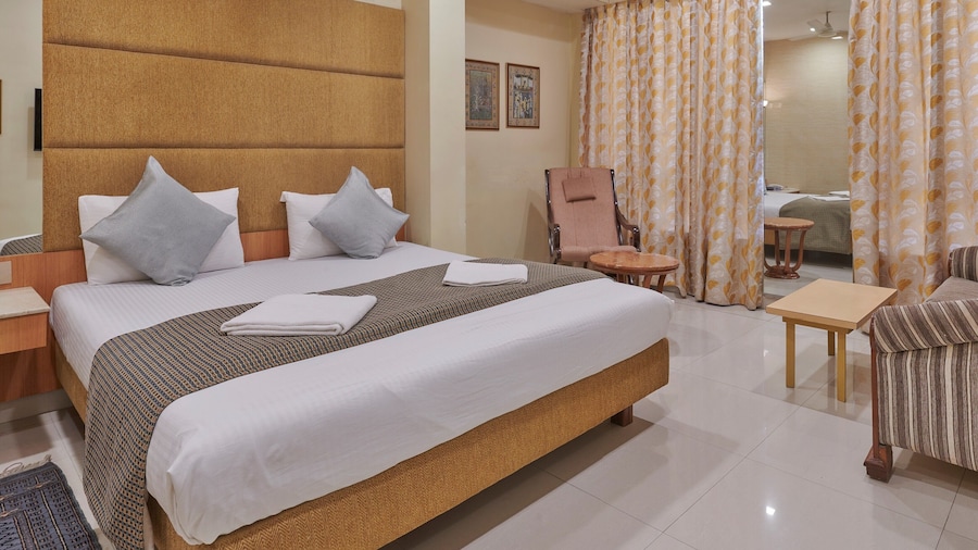 Bentley Hotel Marine Drive