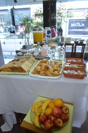 Dining - Hostal Santa Fe de la Veracruz (Santa Fe)