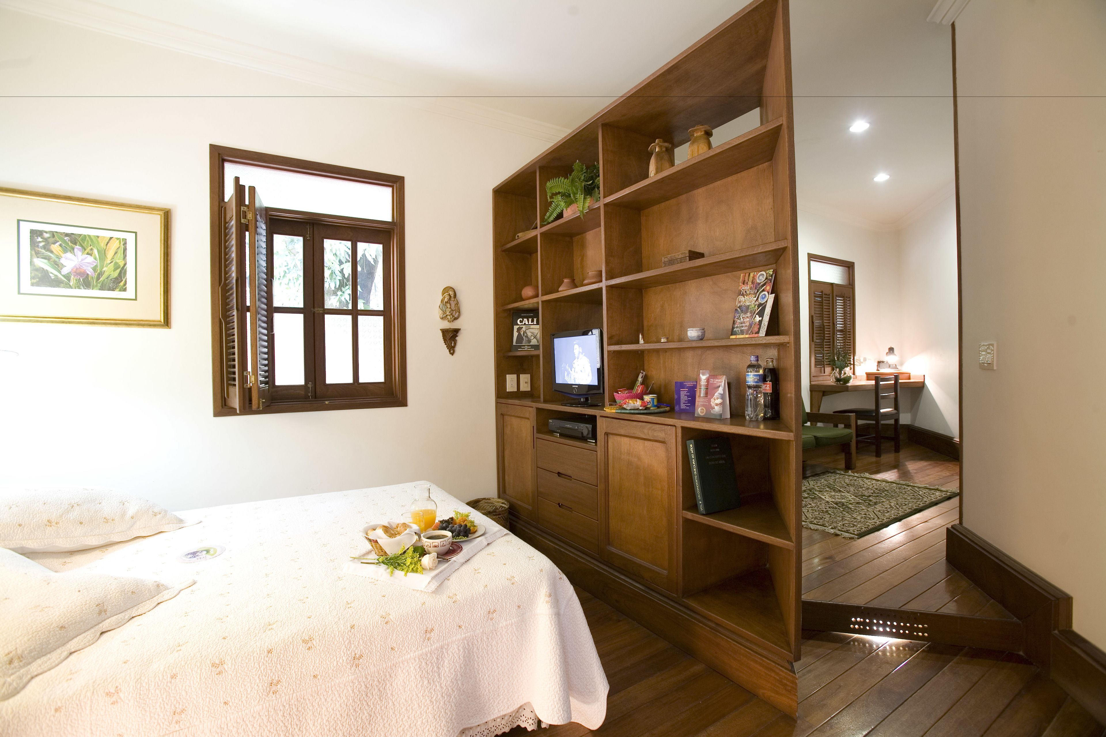 standard double room | 1 bedroom, premium bedding, minibar, desk