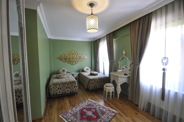 Minibar, in-room safe, soundproofing, iron/ironing board