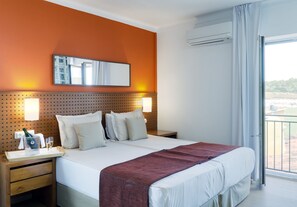 1 habitación, minibar, caja de seguridad en la habitación y escritorio 
