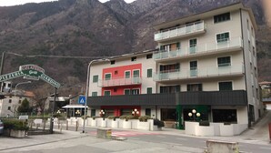 Front of property - Hotel Aurora (Chiavenna)
