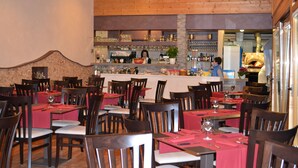 2 restaurants; lunch and dinner served - Hotel Aurora (Chiavenna)