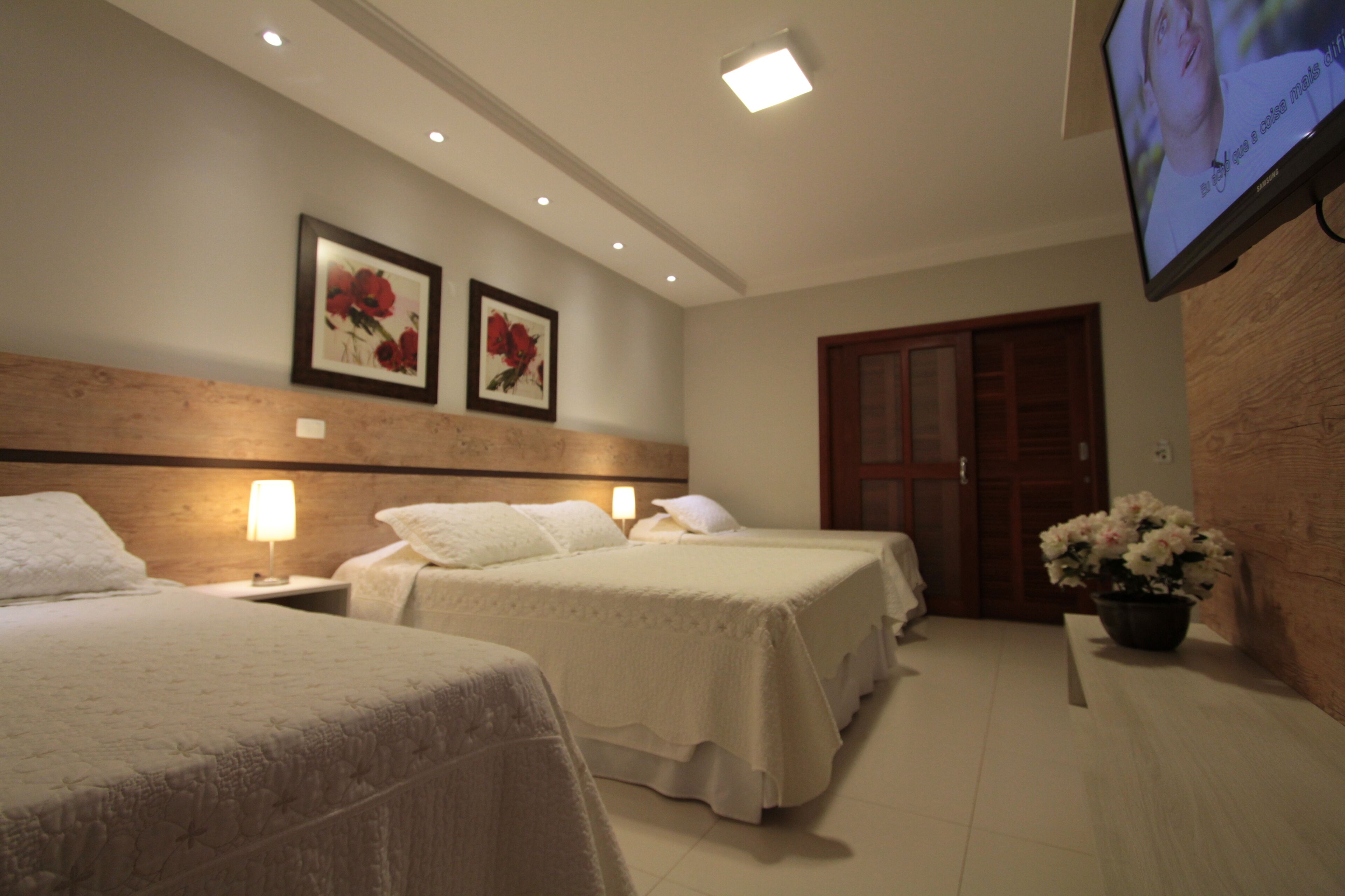 16 habitaciones y ropa de cama de alta calidad 