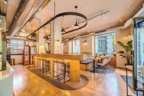 Tägliches nach Wunsch zubereitetes Frühstück gegen Gebühr