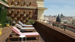 Porch - Metropol (Madrid)