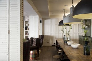 Interior - Metropol (Madrid)