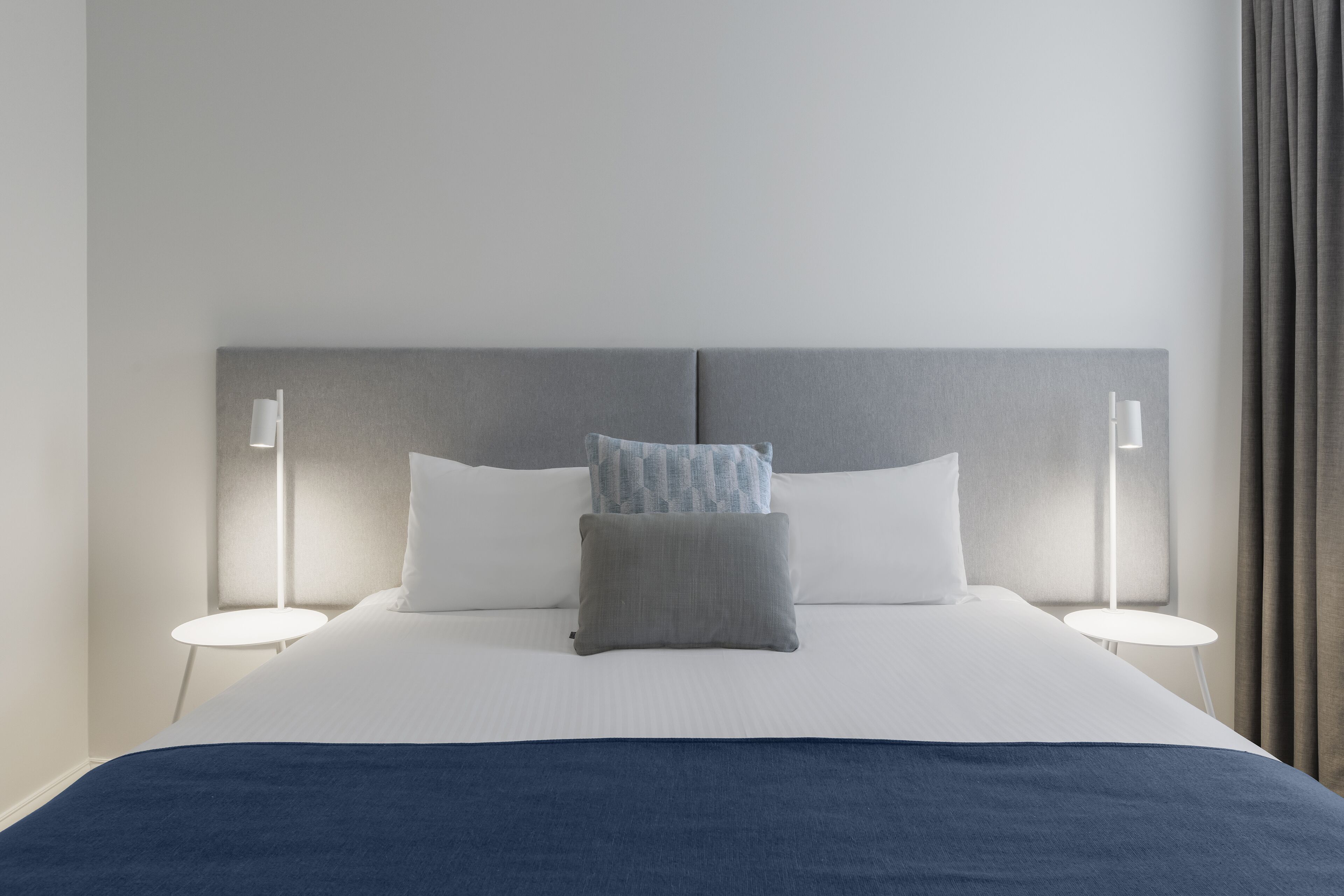 1 bedroom, individually decorated, individually furnished