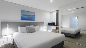 Superior Hotel Room | Individually decorated, individually furnished, blackout curtains