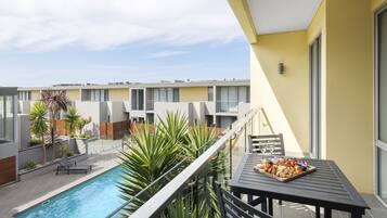 One Bedroom Apartment | Pool