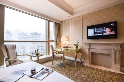 Sheraton Chongqing Hotel