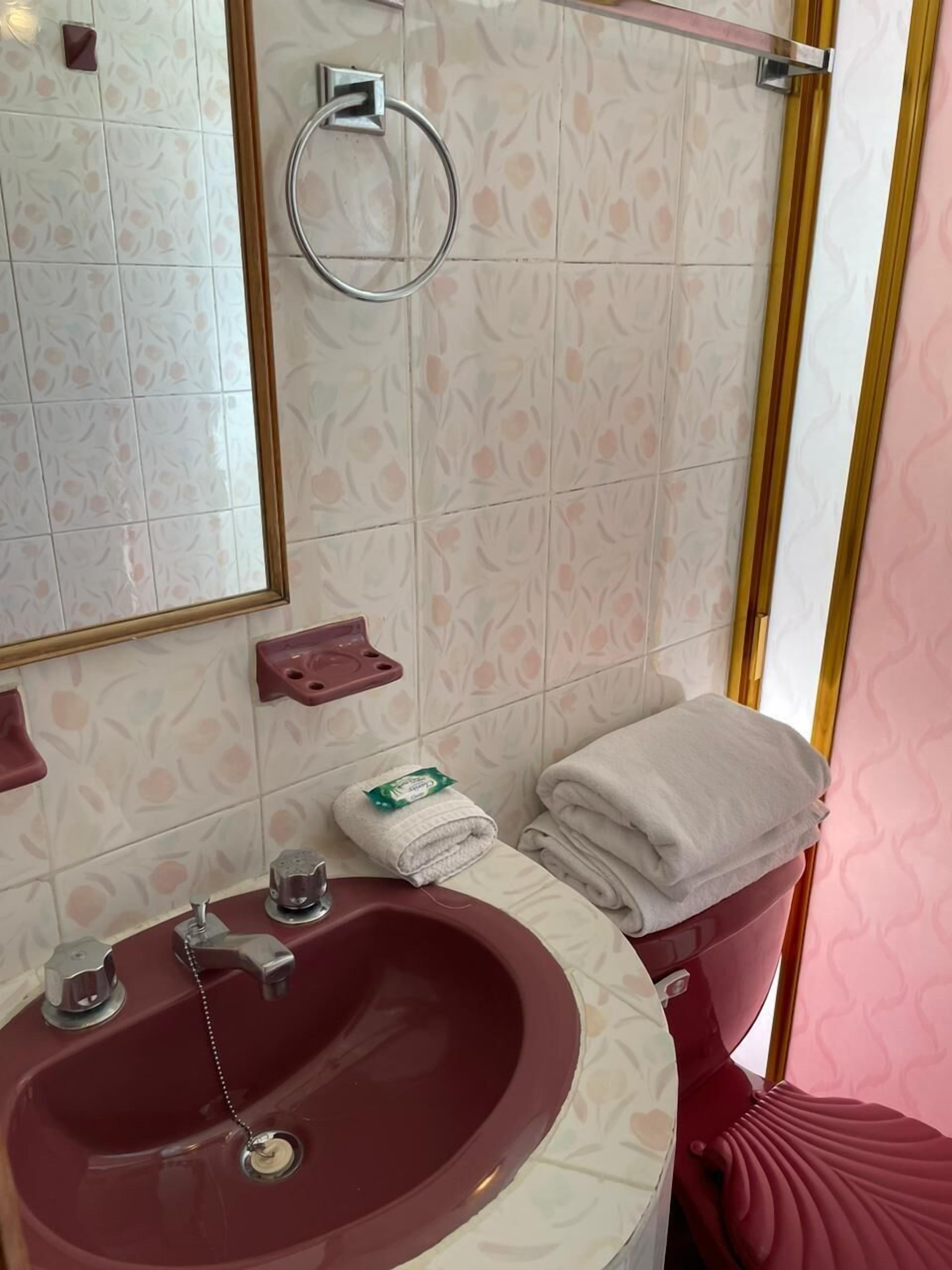 Dusche, Handtücher, Seife, Shampoo