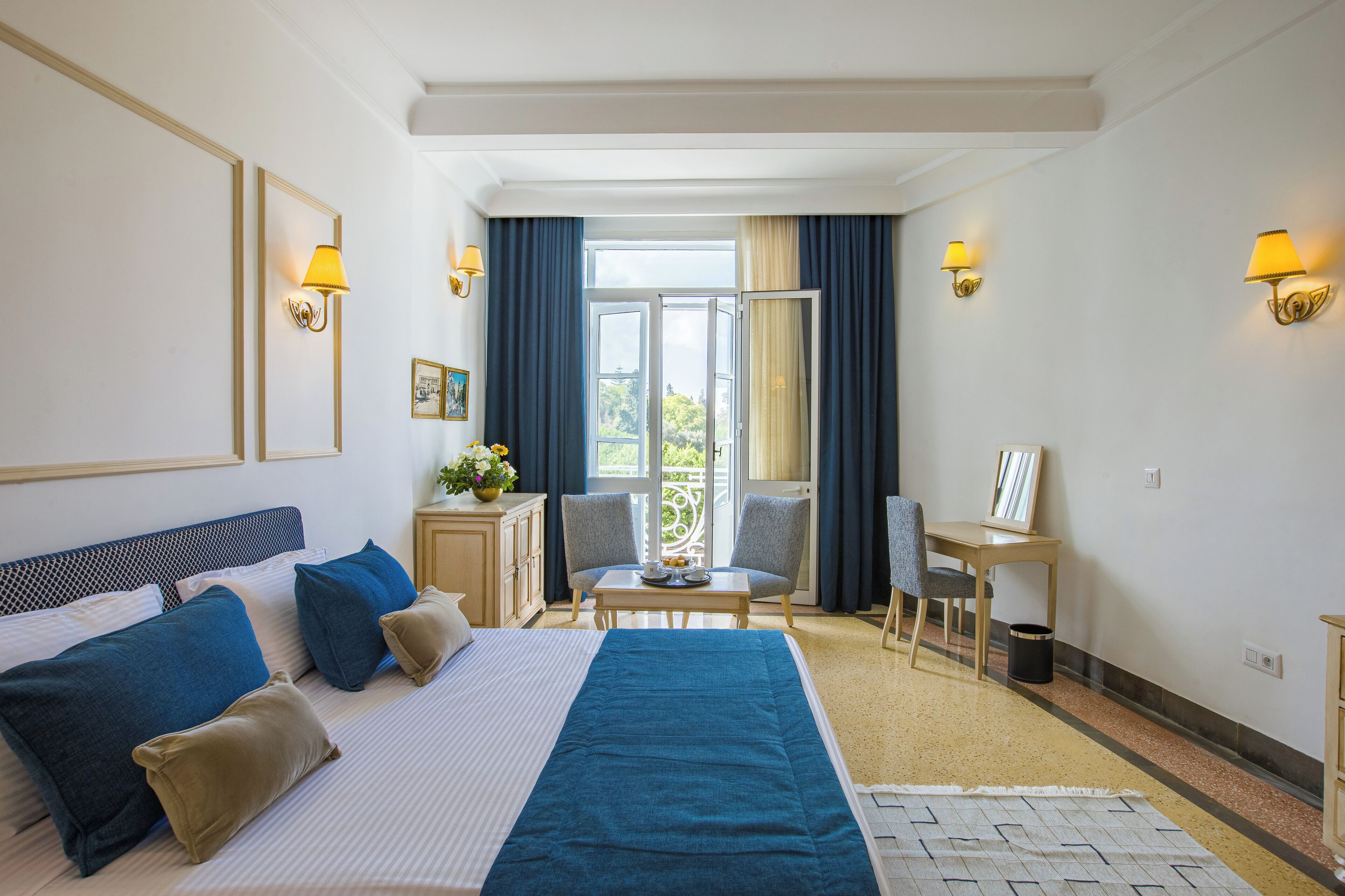 Photo - Majestic Hotel