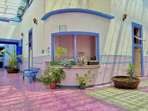 Exterior - Hotel La Alhondiga (Puebla)