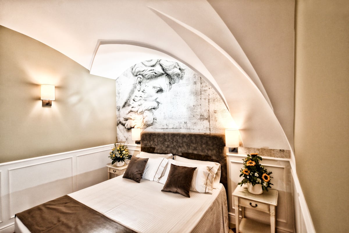 1 bedroom, minibar, in-room safe, desk