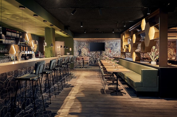 Bar (in der Unterkunft)