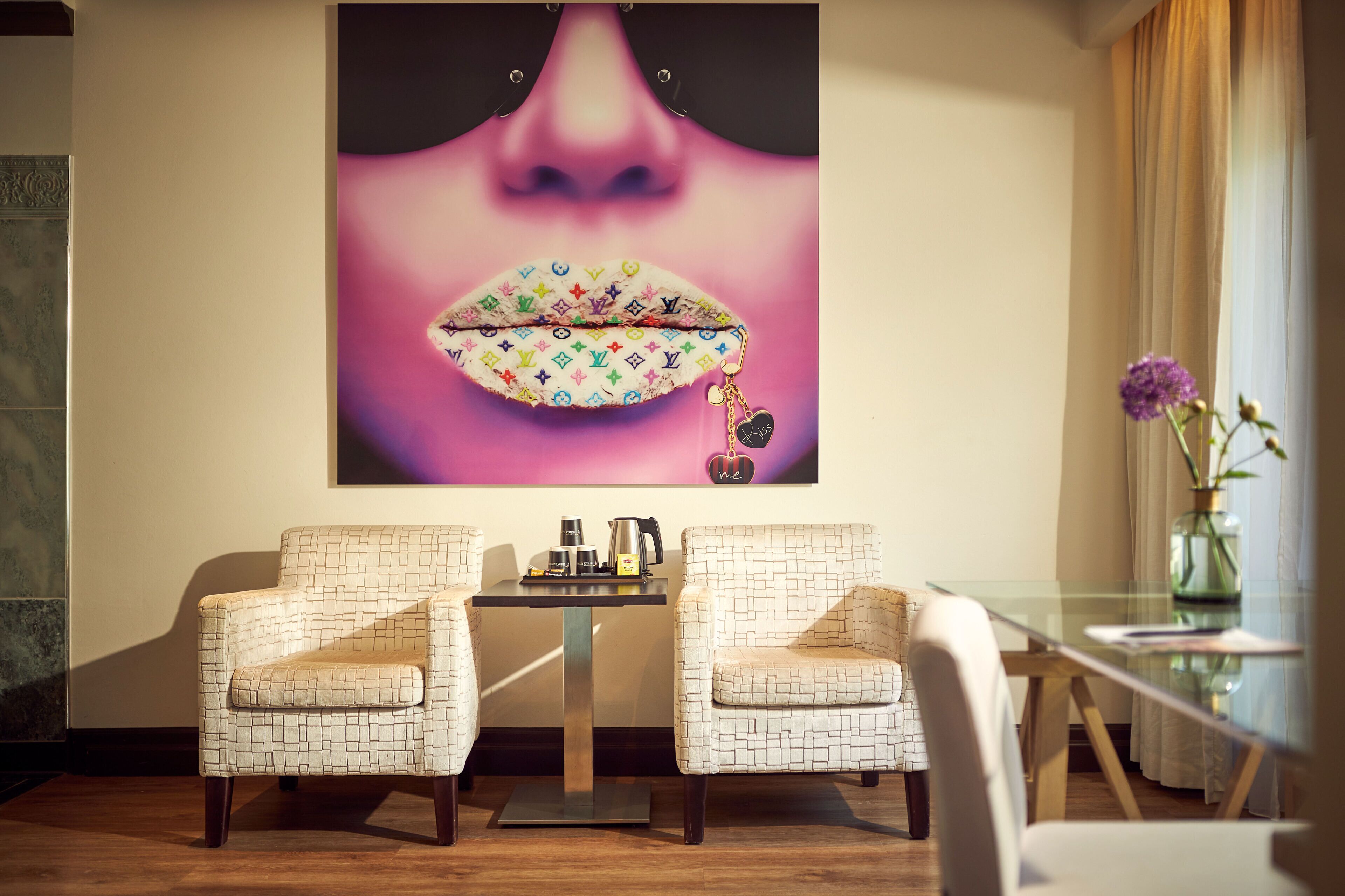 comfort triple room | down duvets, in-room safe, desk, soundproofing