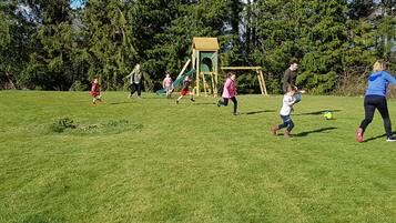 Children’s play area – outdoor