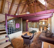 Romantic Suite (Lapopie) | In-room safe, free cribs/infant beds, free WiFi, bed sheets