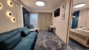 Suite empresarial, 1 cama matrimonial (2 people) | 1 habitación, escritorio, cunas gratuitas y wifi gratis
