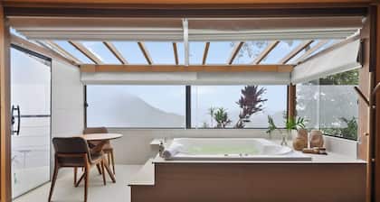 Le Siramat Hotel Experience