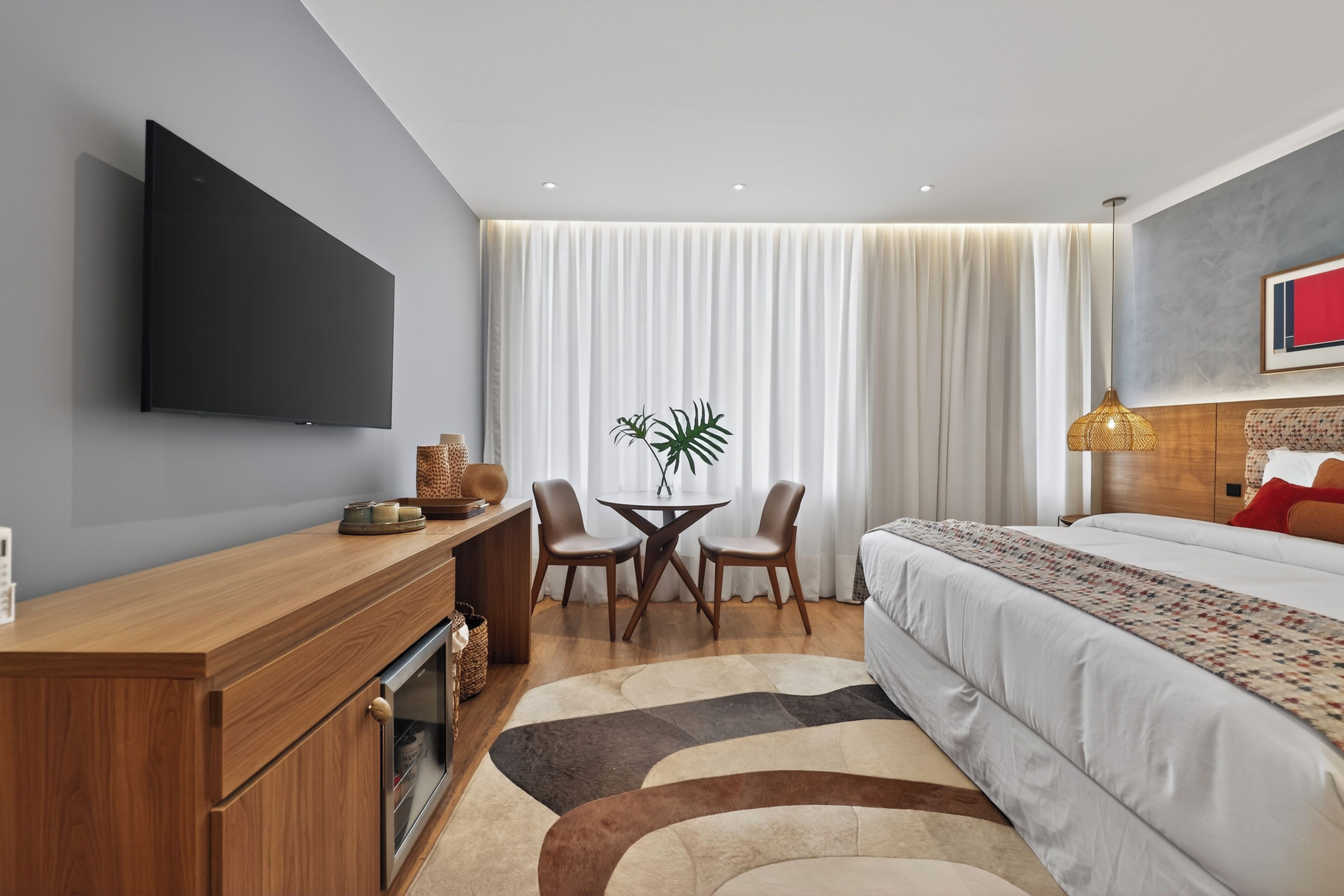 Quarto superior | Cortinas blackout, Wi-Fi de cortesia, roupa de cama