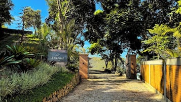 Entrada da propriedade