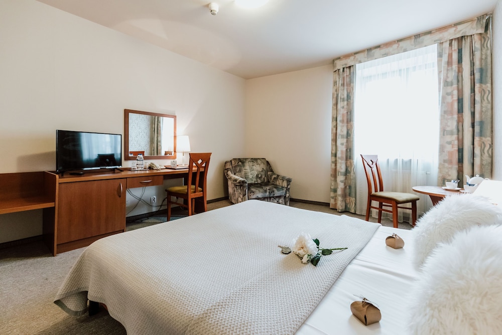 Hotel Gromada by null