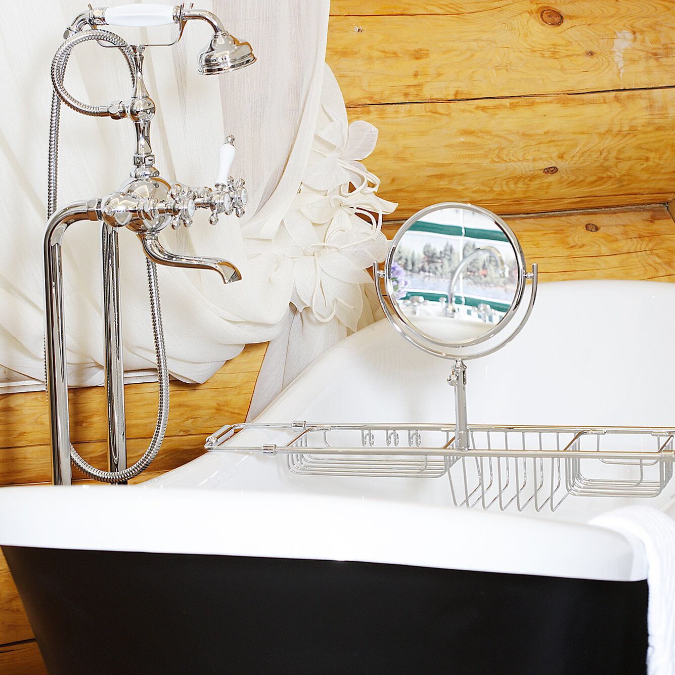 hypo-allergenic bedding, free minibar items, in-room safe