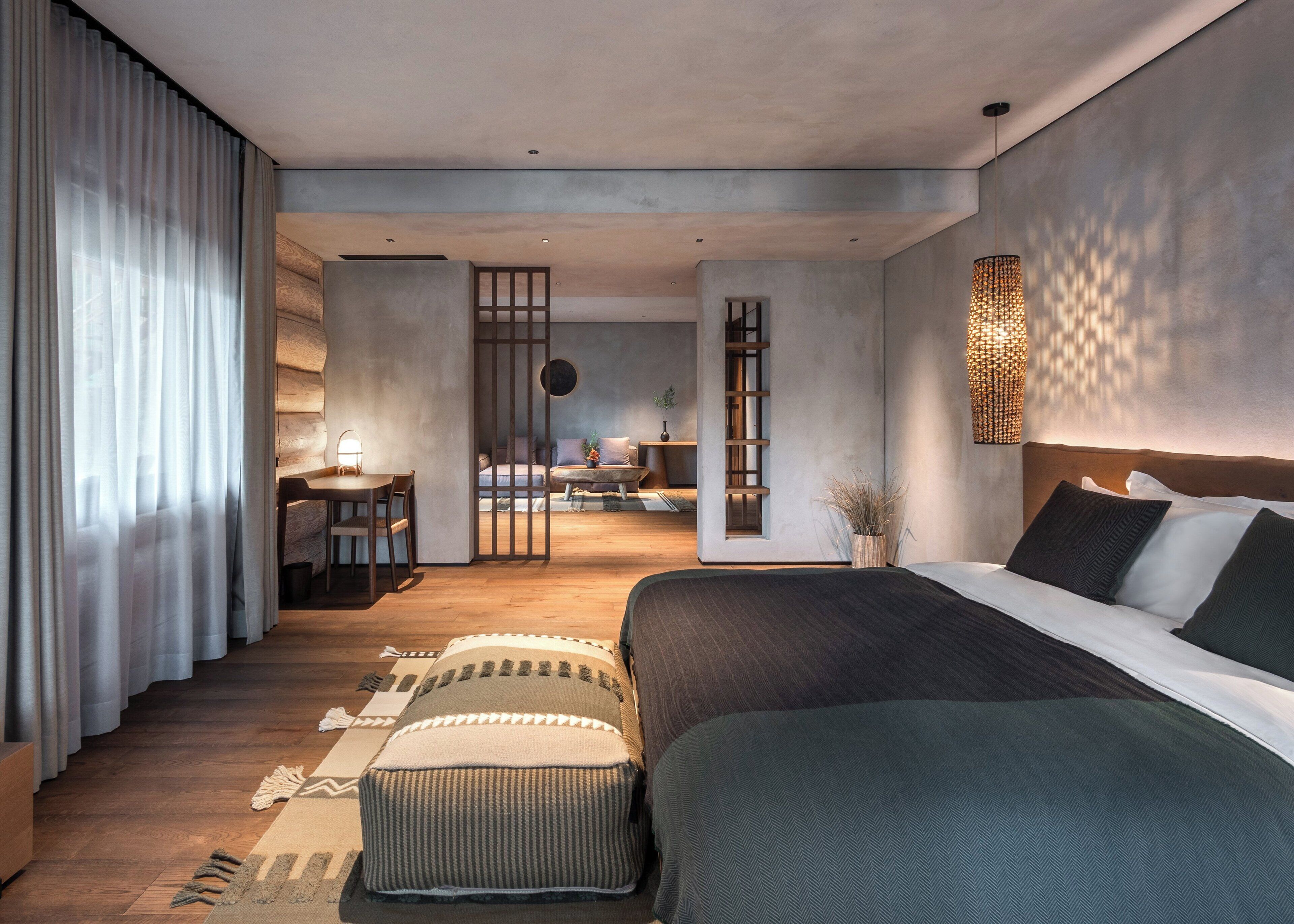 Hypo-allergenic bedding, free minibar items, in-room safe