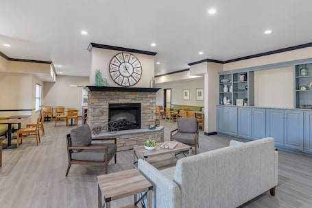 Lobby. Country Inn & Suites by Radisson, Ashland - Hanover, VA