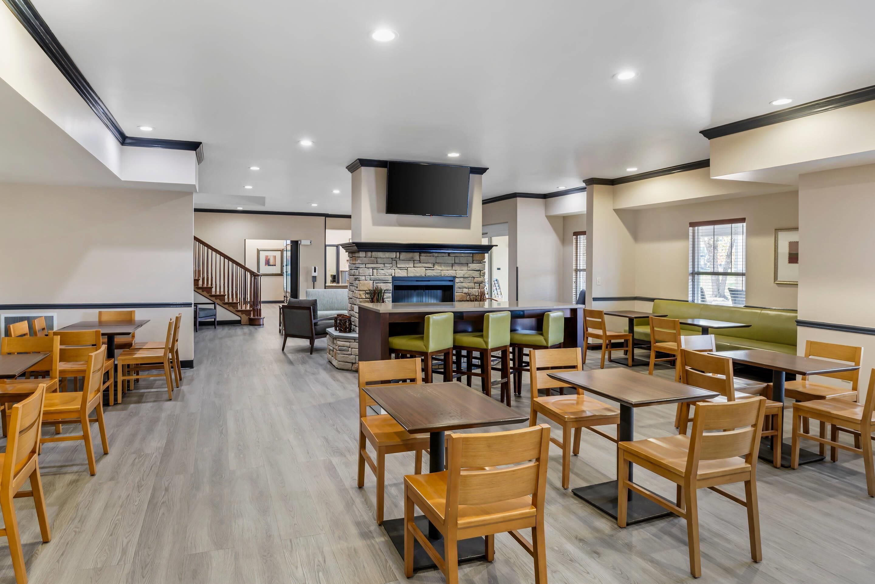 Free daily full breakfast