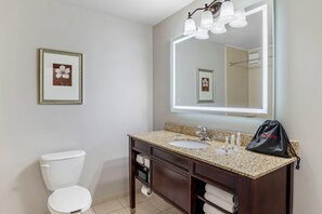 Pillowtop beds, individually furnished, desk, laptop workspace - Country Inn & Suites by Radisson, Ashland - Hanover, VA (Ashland)