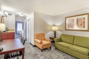 Deluxe Suite, 1 Bedroom, Non Smoking (2 Queen Beds) | Pillowtop beds, individually furnished, desk, laptop workspace