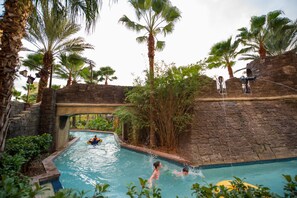 5 outdoor pools, open 8:00 AM to 10:00 PM, cabanas (surcharge) - Wyndham Grand Orlando Resort Bonnet Creek (Orlando)