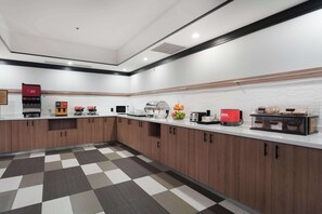 Petit déjeuner buffet compris tous les jours