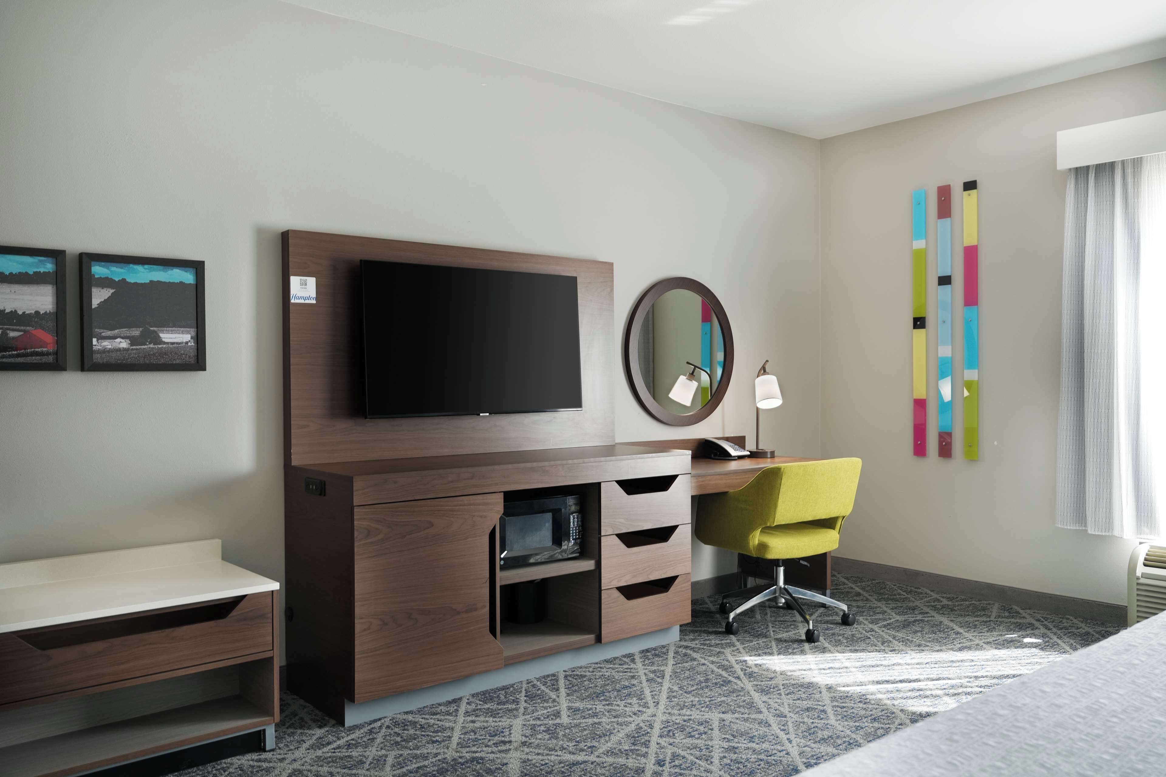 in-room safe, iron/ironing board, free wifi, bed sheets