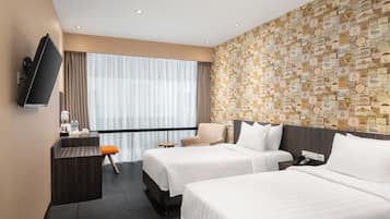 Superior Deluxe Room | In-room safe, iron/ironing board, free WiFi, bed sheets