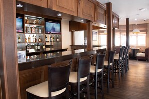 Bar (on property) - Chagala Uralsk Hotel (Uralsk)