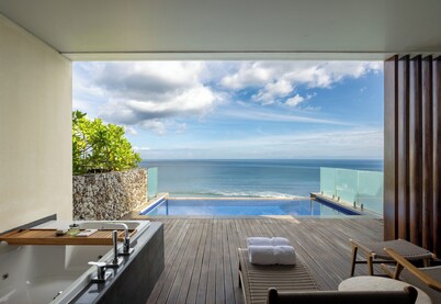 SVANATA Uluwatu Bali Resort