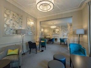 Lobby - Hotel Collingwood, BW Signature Collection (Bournemouth)