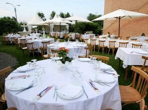 Área para banquetes al aire libre