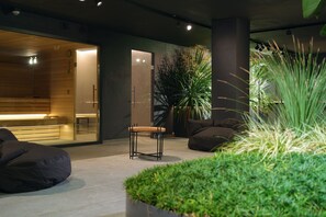 Couples treatment rooms, sauna, Turkish bath, body treatments