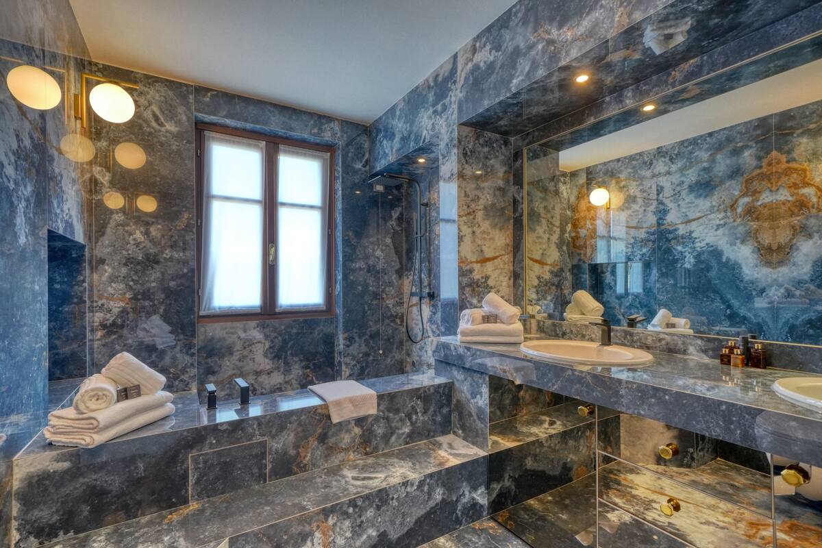 executive suite, 3 bedrooms, terrace, lake view | bathroom | hair dryer, bathrobes, bidet, towels