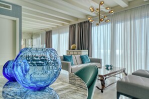 Luxury Suite, 1 Bedroom, Private Pool, Lake View | Down comforters, memory foam beds, minibar, in-room safe